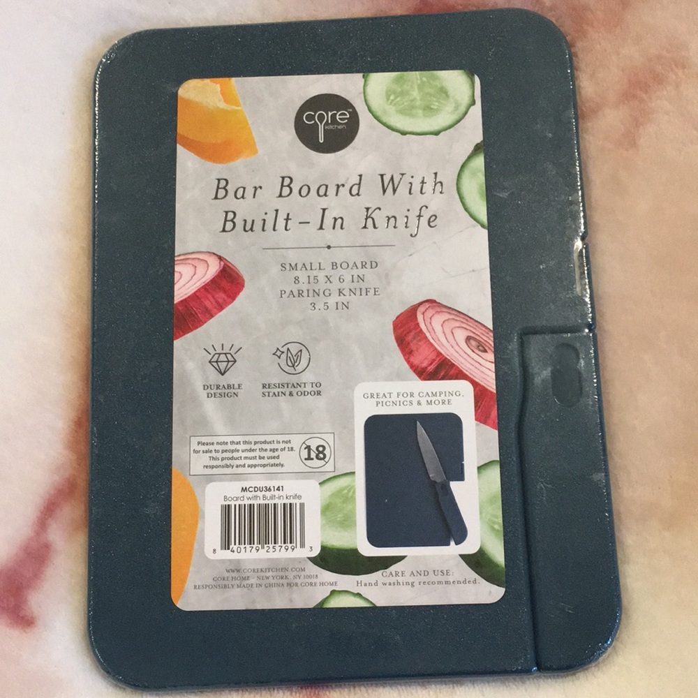 Core Cutting Bar Board with Built In Knife 18.5x6”, knife 3.5” NWT Navy Blue